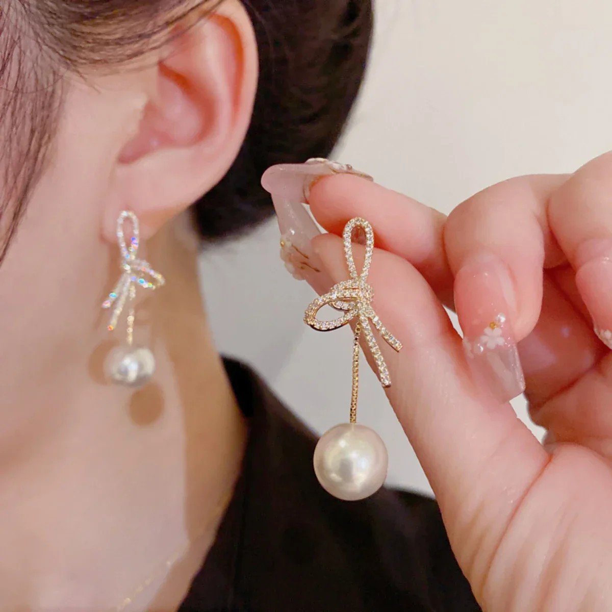 2 fashionable and gorgeous women's long diamond inlaid pearl geometric earrings, party and dinner party accessories - Image 13