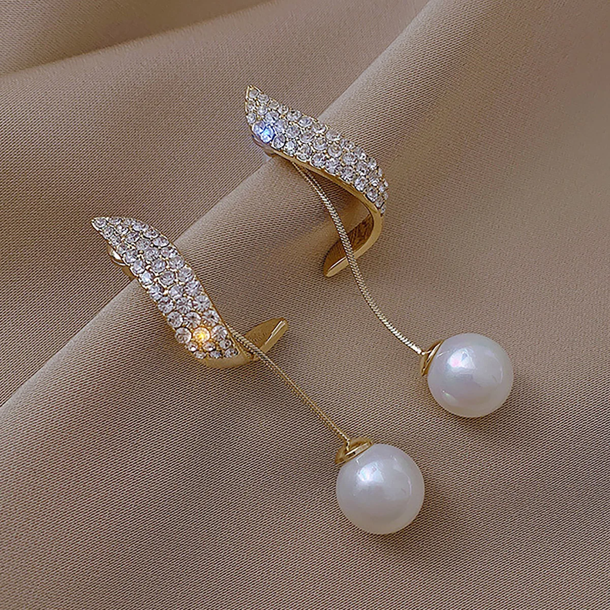 2 fashionable and gorgeous women's long diamond inlaid pearl geometric earrings, party and dinner party accessories - Image 7